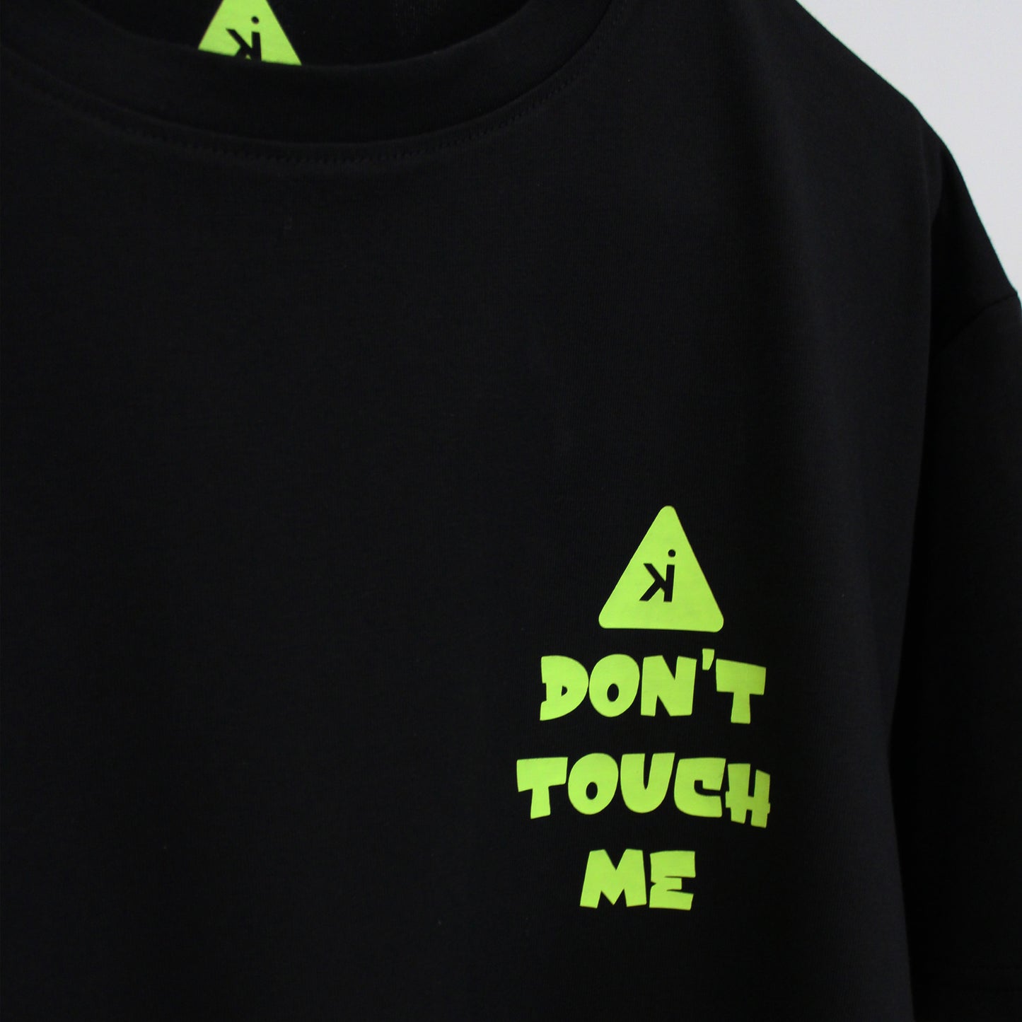 T-shirt Don't Touch Me