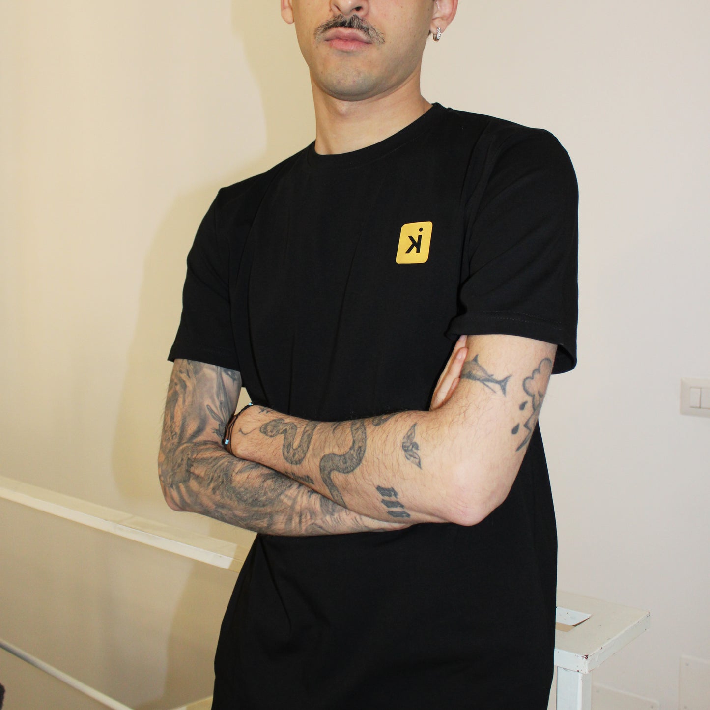 T-shirt Gold Frame Pay-Off