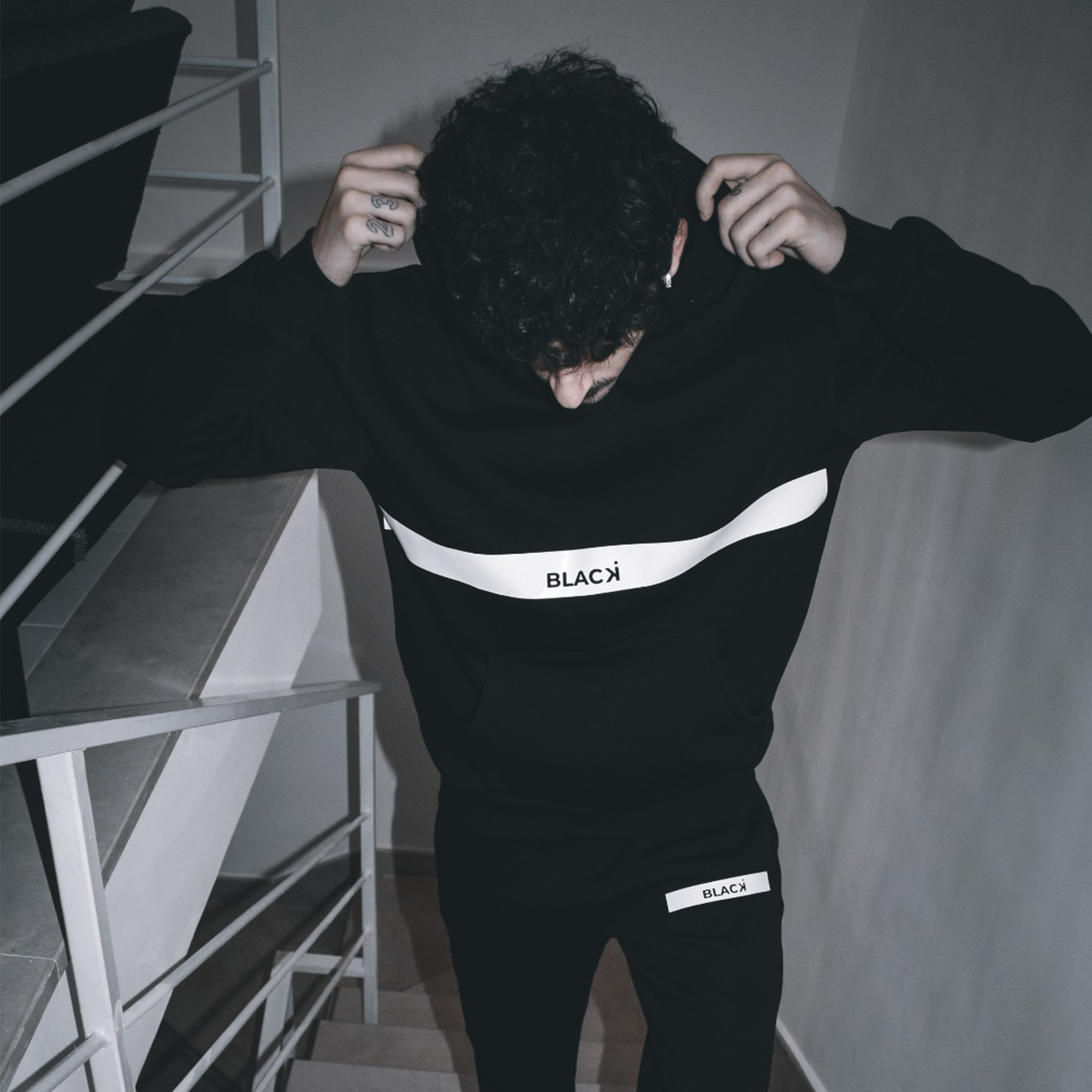 Hoodie Black line